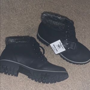 Mountain Sole Ripley Boots size 7